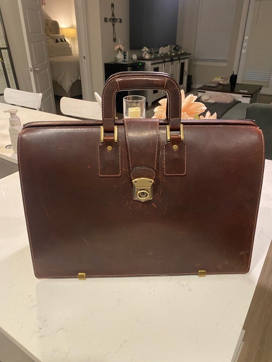 Pelle Studio Other - Pelle Studio Brown Leather Briefcase with Gold Hardware